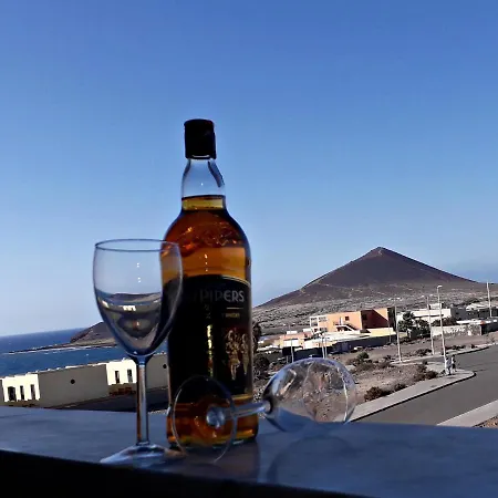 Apartment Barraquito, Balcony With Sea View, Close To The Beach, Wifi, Ideal For Surfers El Medano (Tenerife)